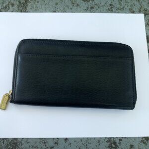 Vintage Coach black  leather wallet zip around